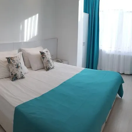 Hotel Payidar 3*